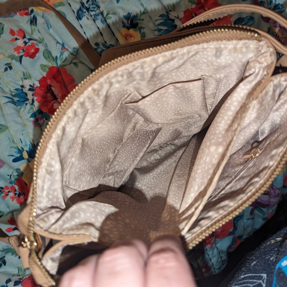 Purse - Picture 3 of 3